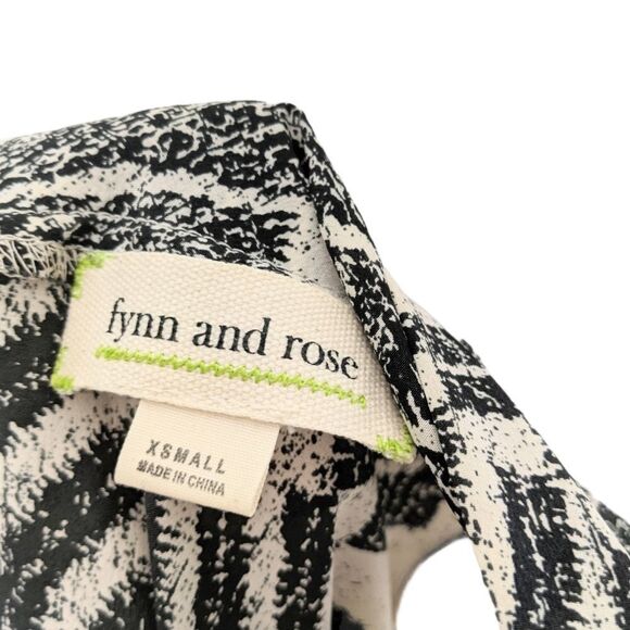 FINN AND ROSE Paxi Silk Tank Top XS - Picture 4 of 7